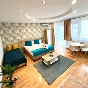 Star With Free Parking Apartament Budapesta